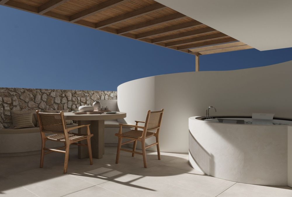 Junior Suite with Terrace & Jacuzzi - Rooms